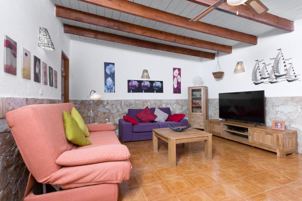 Home2Book Quiet Villa With Private Pool Triquivijate ภายนอก รูปภาพ