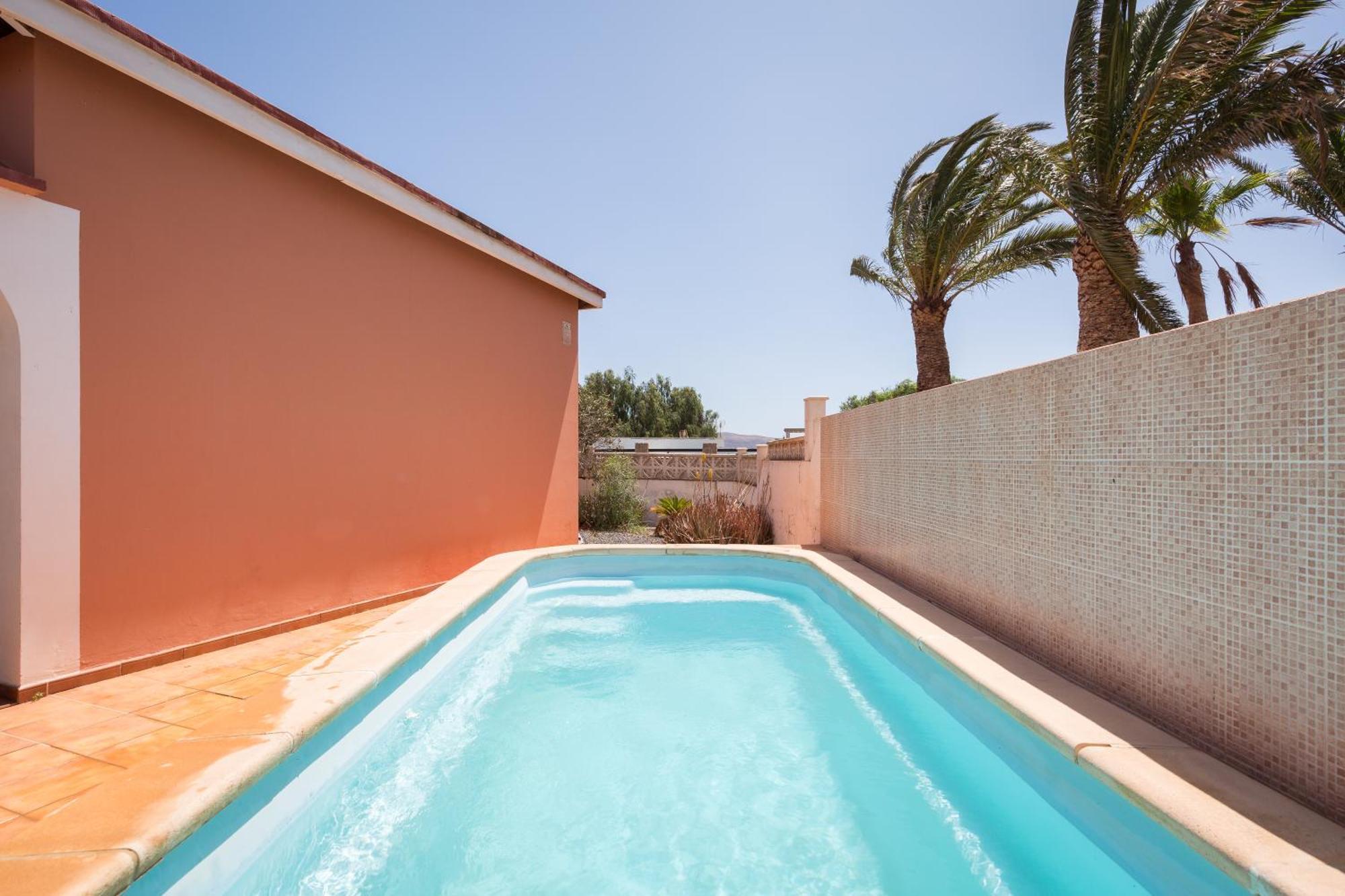 Home2Book Quiet Villa With Private Pool Triquivijate ภายนอก รูปภาพ